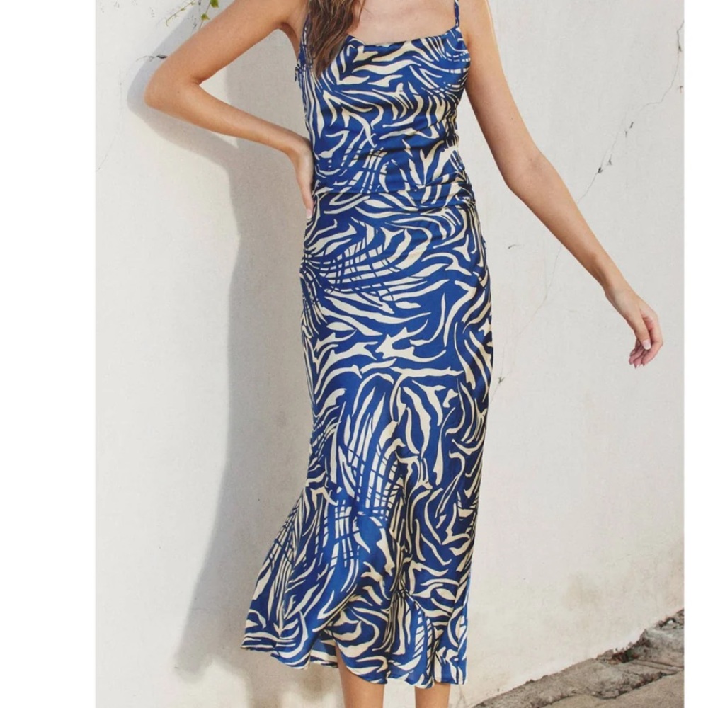NWT Dress Forum Dress